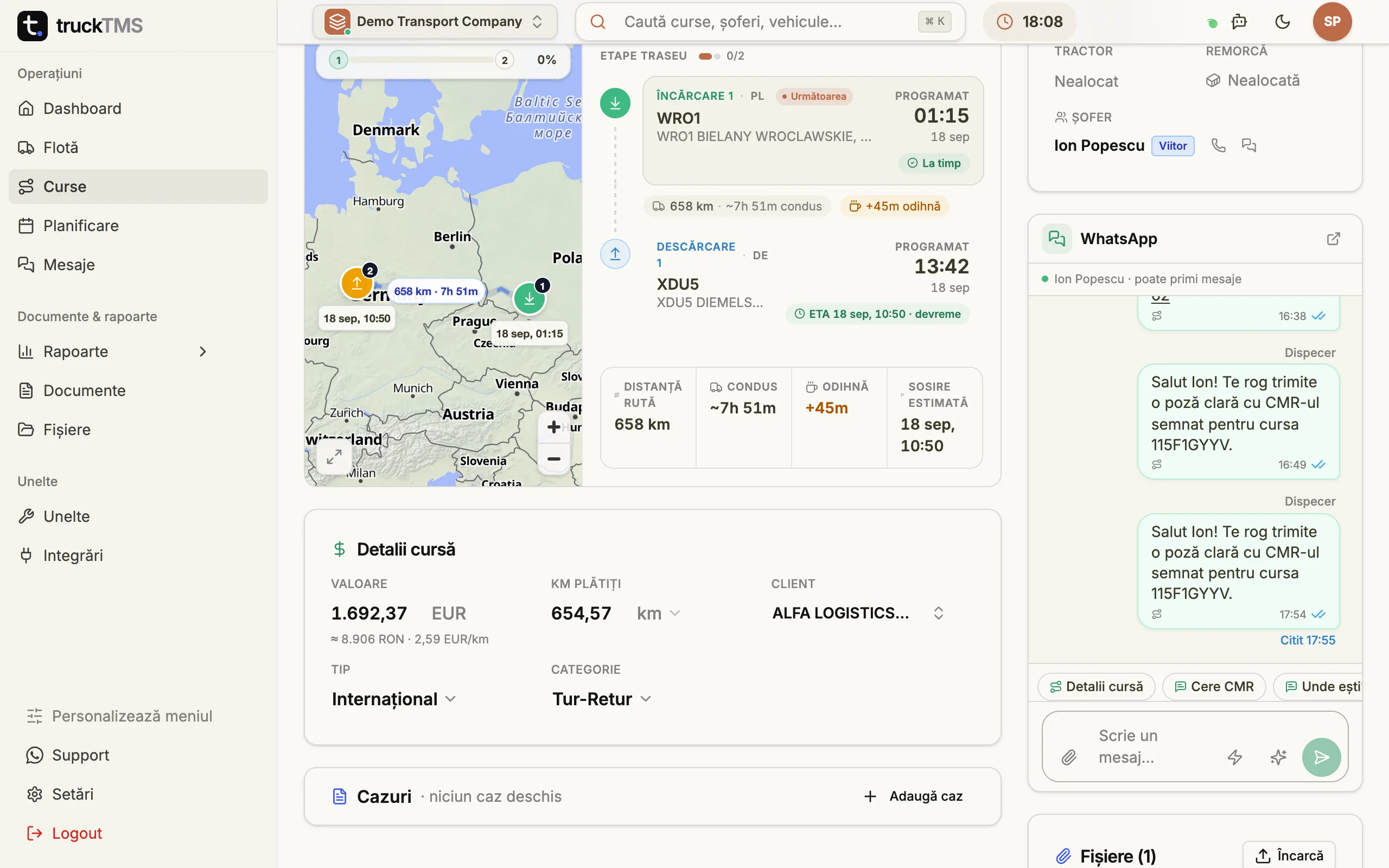 Pagina unei curse în truckTMS cu cardul WhatsApp: mesajul cu detaliile cursei, cererea de CMR citită de șofer și butoanele Detalii cursă și Cere CMR